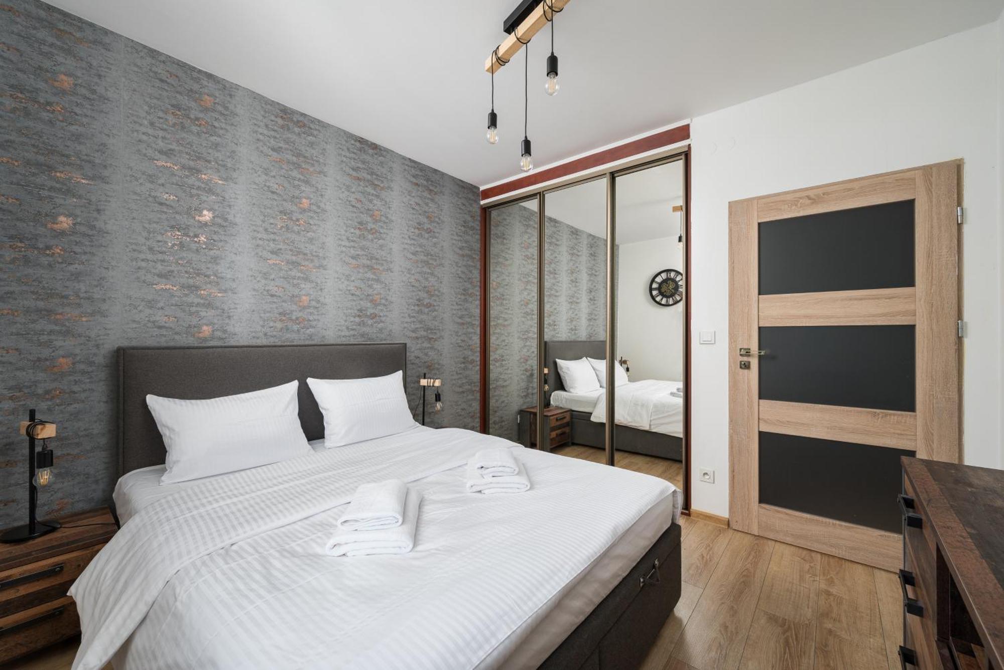 Wola Jana Kazimierza Chic Apartment ワルシャワ エクステリア 写真